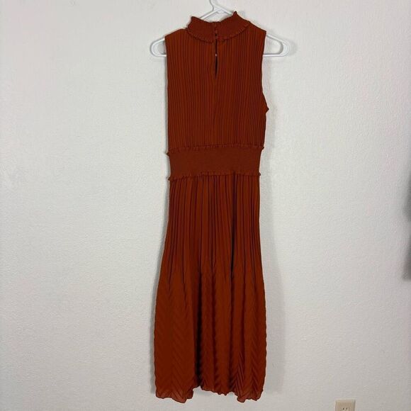 NWT Nanette Lepore Picante Dark Orange Pleated Mock Neck Sleeveless Midi Dress - Picture 2 of 9
